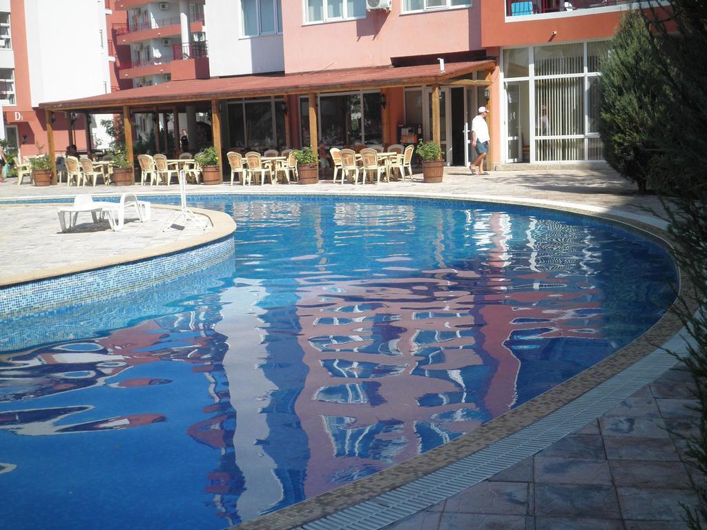 Private Apartments In Privilige Fort Beach Elenite Esterno foto