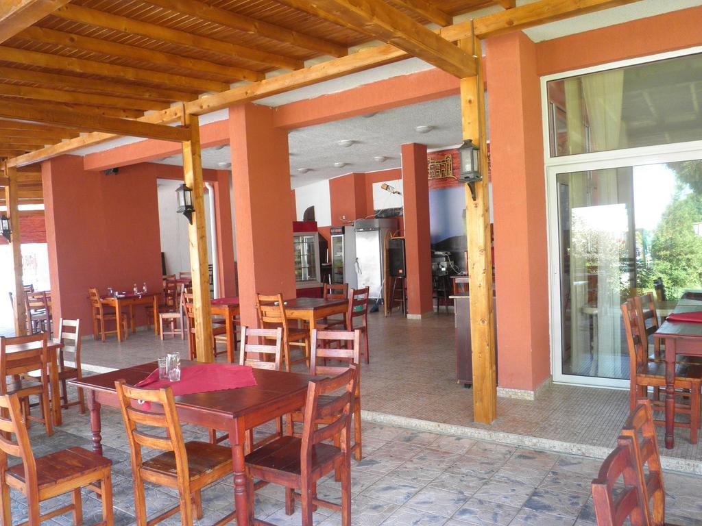 Private Apartments In Privilige Fort Beach Elenite Esterno foto