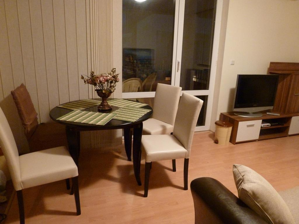 Private Apartments In Privilige Fort Beach Elenite Esterno foto
